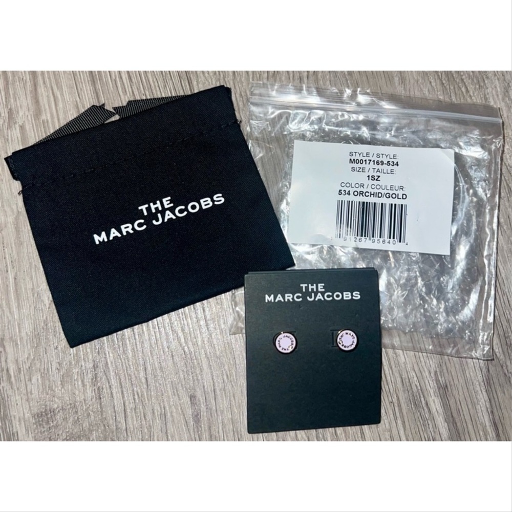 BRAND NEW | Marc Jacobs Logo Stud Earrings (Orchid + Gold) - Picture 3 of 4